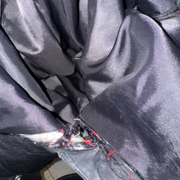 Vintage 80s/90s BERMAN'S The Leather Experts Black Leather Trench Coat - Picture 7 of 16